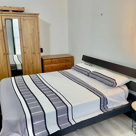 Ven Temporada Al Centro De * Barcelona